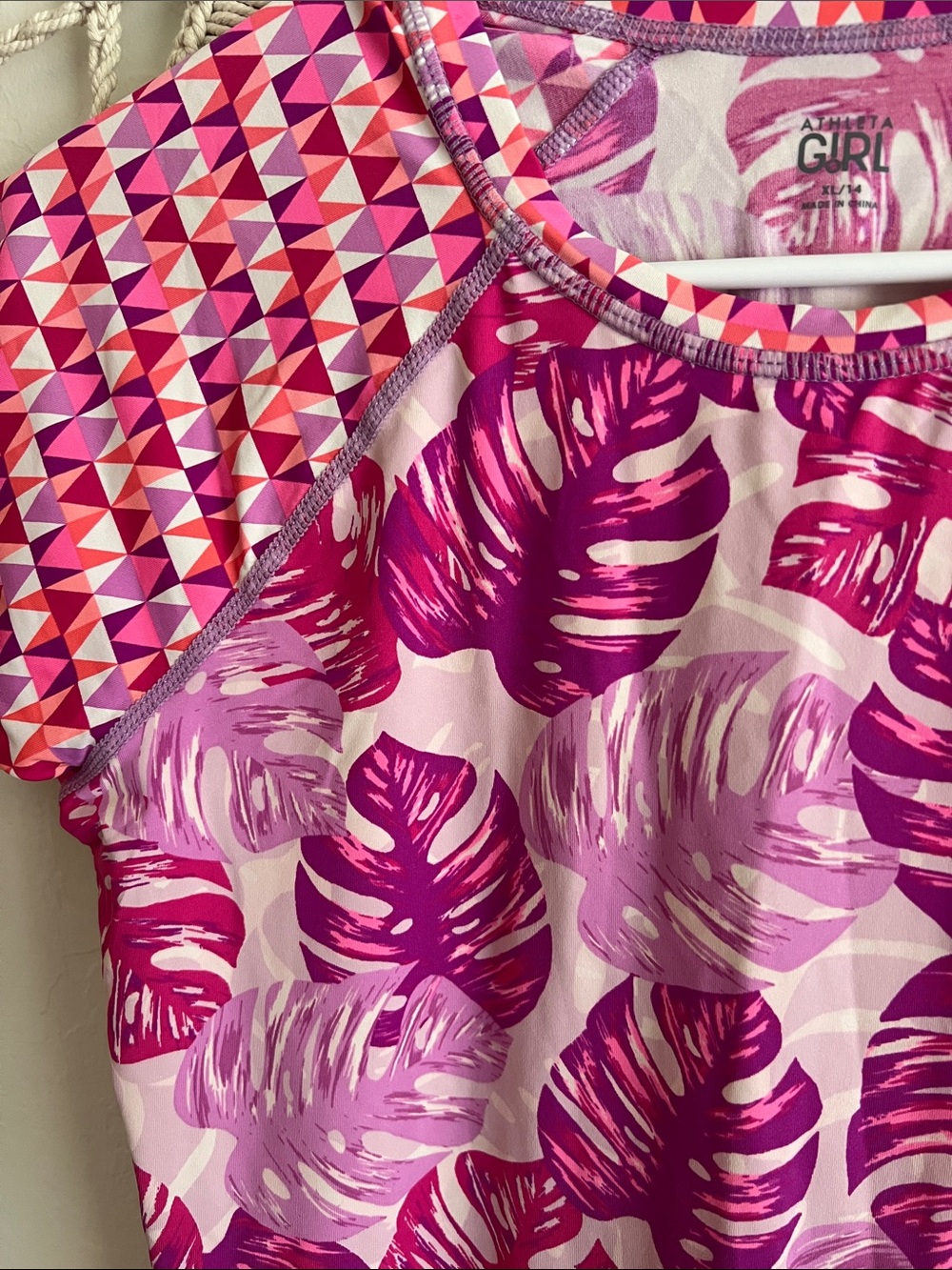 XL (14) | Athleta Girls' Pink & Magenta Leaf-Print Short Sleeve Swim Rash Guard - Picture 3 of 4